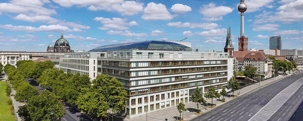 Symbolbild: Stellenanzeige der Kammer DIHK Service GmbH Berlin, Projektleitung (w/m/d) Netzwerkbüro "Erfolgsfaktor Familie"